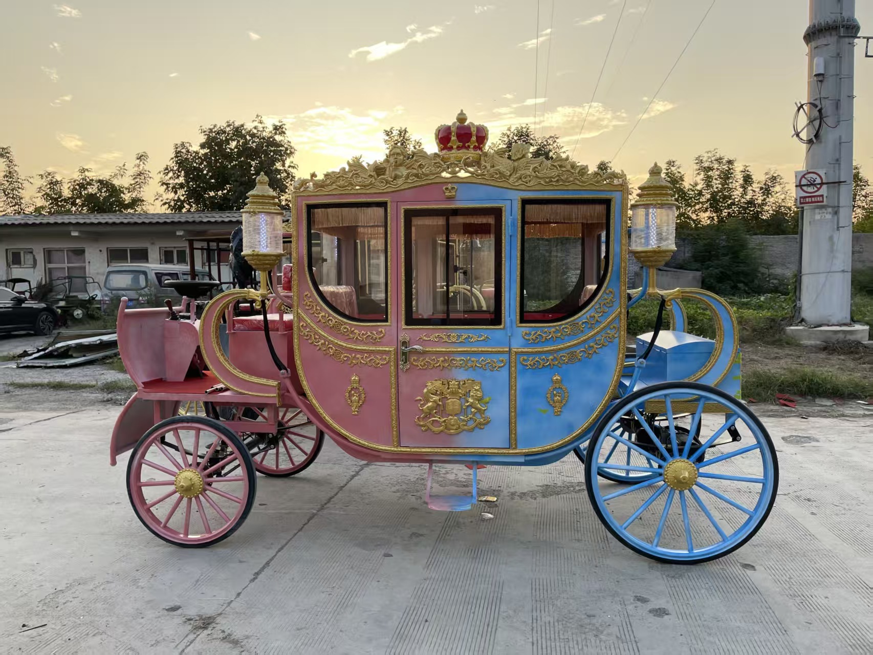 Pastel European-style Carriage - 图片 3
